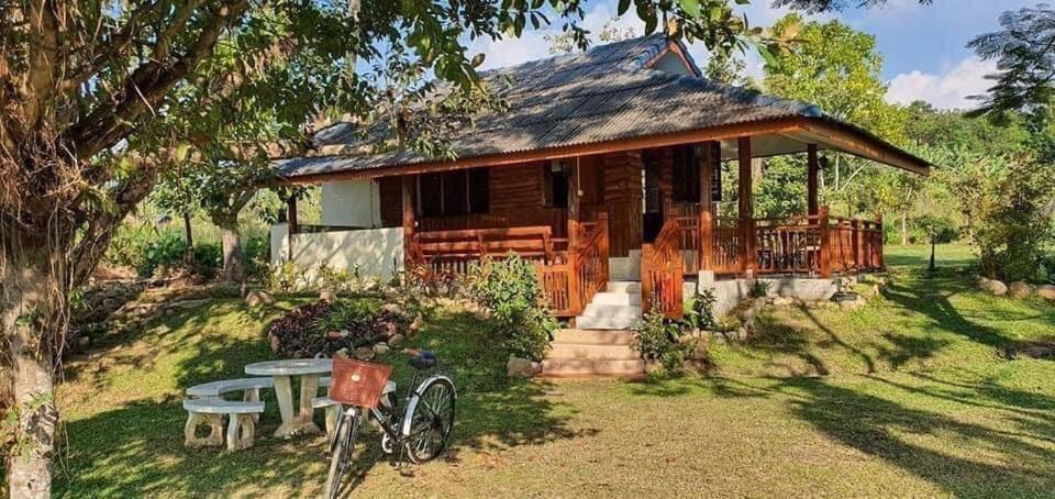 Homdoiintr Farmstay ฮ่อมดอยอินทร์ ฟาร์มสเตย์ Ban Huai Kaeo Bagian luar foto
