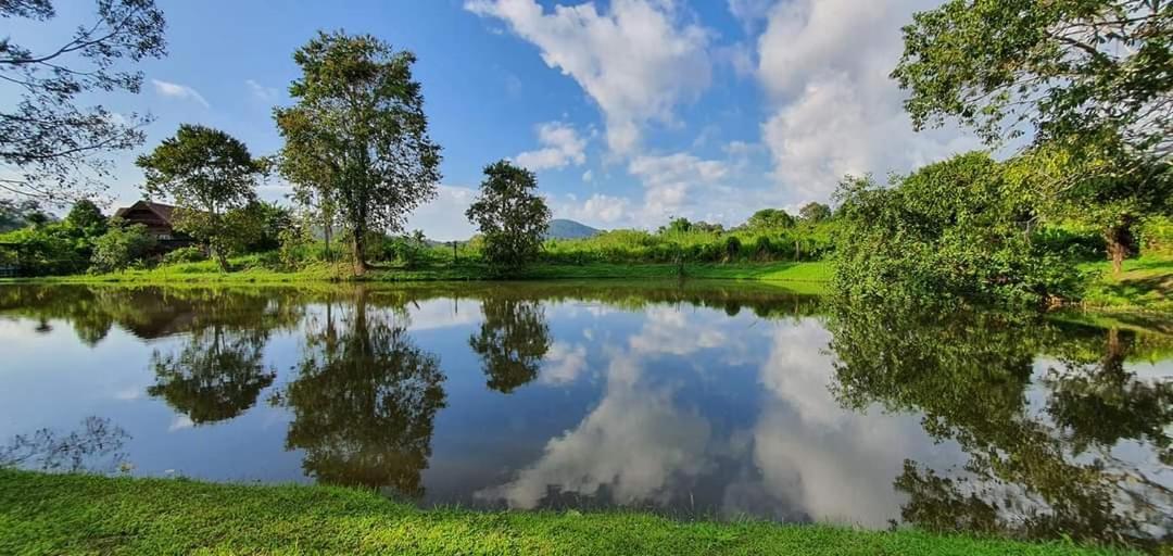 Homdoiintr Farmstay ฮ่อมดอยอินทร์ ฟาร์มสเตย์ Ban Huai Kaeo Bagian luar foto