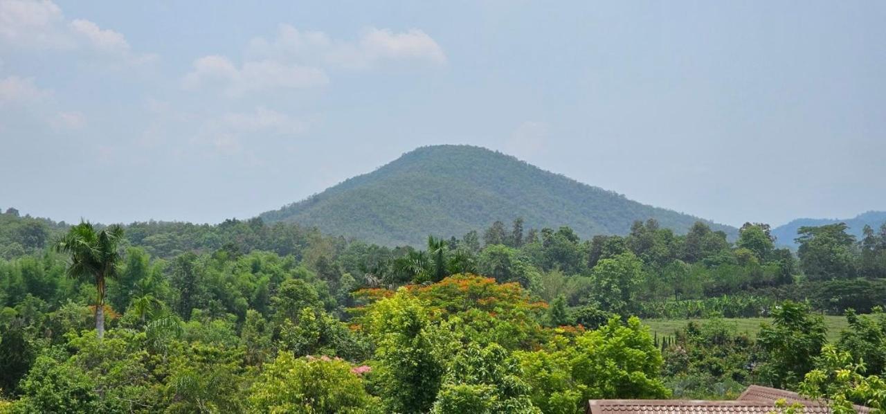 Homdoiintr Farmstay ฮ่อมดอยอินทร์ ฟาร์มสเตย์ Ban Huai Kaeo Bagian luar foto