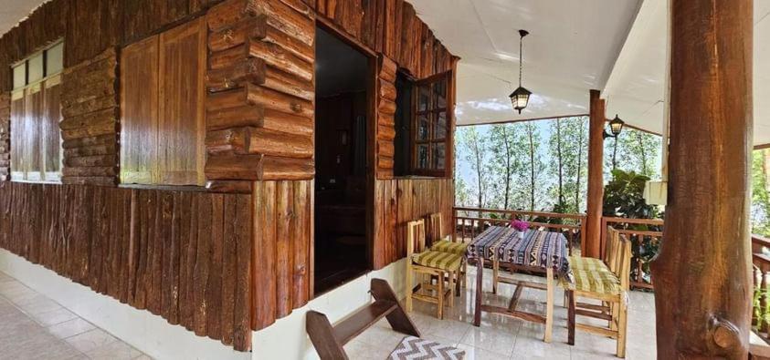 Homdoiintr Farmstay ฮ่อมดอยอินทร์ ฟาร์มสเตย์ Ban Huai Kaeo Bagian luar foto